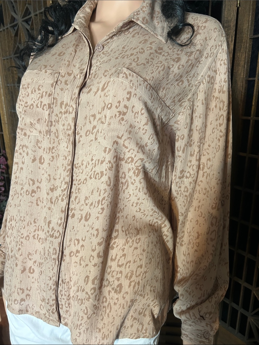 PINK ROSE BLOUSE ANIMAL
PRINT M